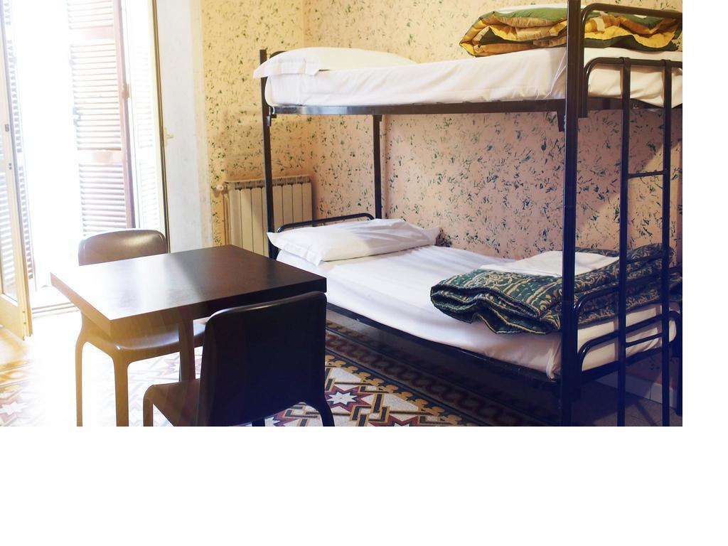 M&J Place Hostel Roma Rom bilde