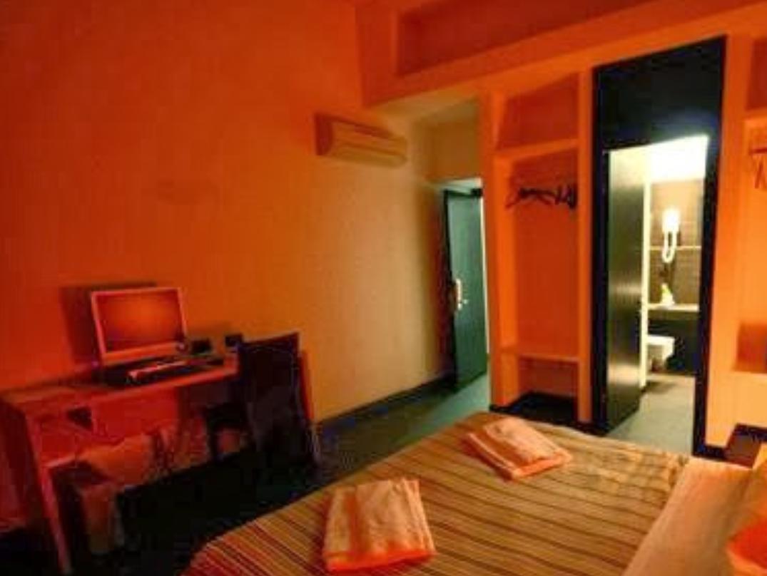 M&J Place Hostel Roma Eksteriør bilde